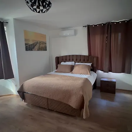 Ardenne Guest house